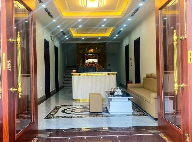 Phuong Hoang - Be Boi, Phong Karaoke, San Pickleball, Xe Dia Hinh, Xe Dap Doi Hotel *