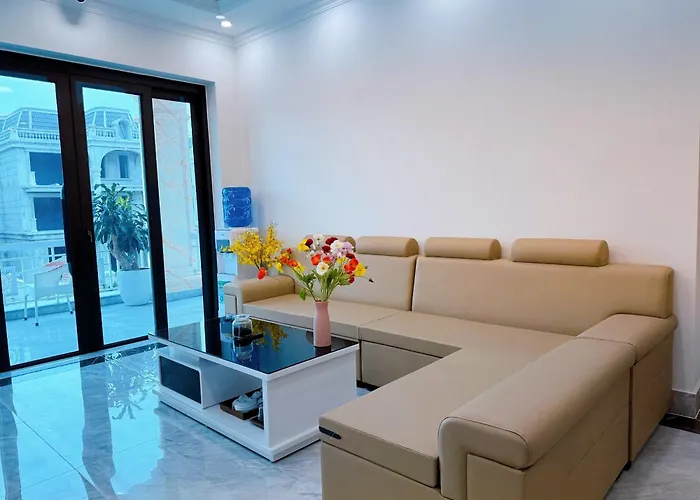 Phuong Hoang - Be Boi, Phong Karaoke, San Pickleball, Xe Dia Hinh, Xe Dap Doi Hạ Long