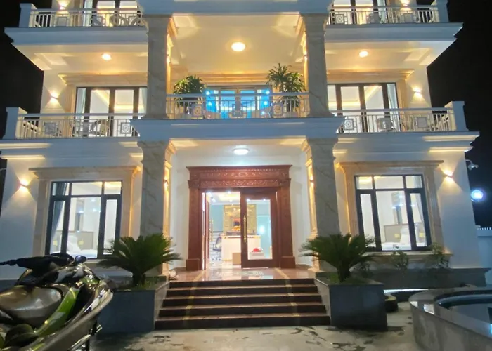 Phuong Hoang - Be Boi, Phong Karaoke, San Pickleball, Xe Dia Hinh, Xe Dap Doi Hotel Hạ Long